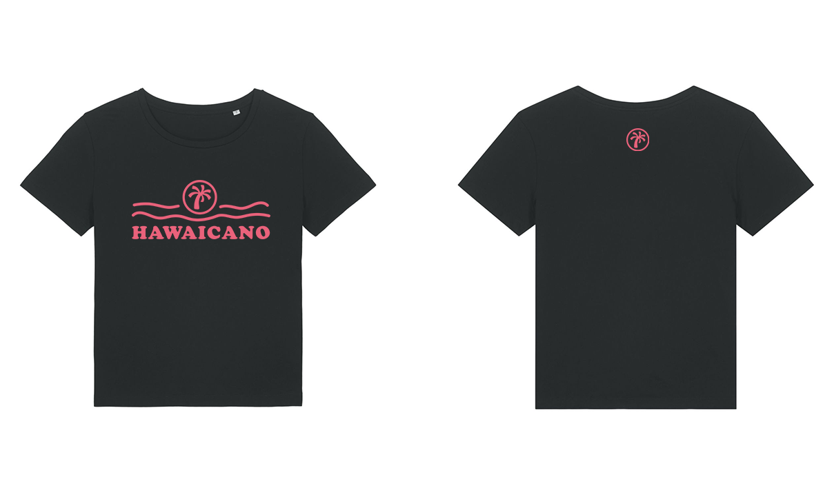 T-shirt leggera con scollatura a barca